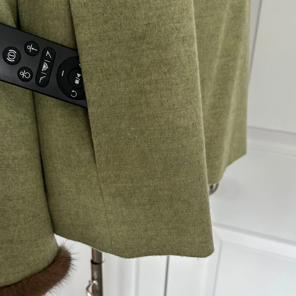 Vintage Selection de Givenchy Olive Green Parisian Wool Jacket Mink Fur Size 16W